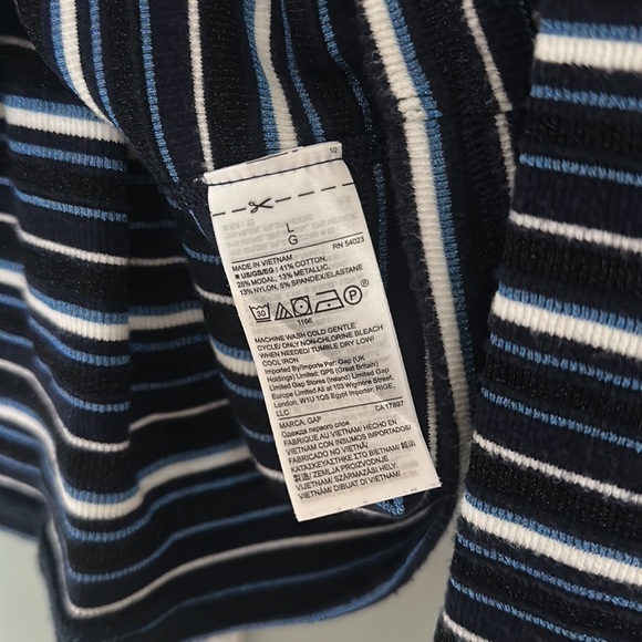 Gap Womens Metallic Blue Striped Feather Tee Long Sleeve Top, Size L - Picture 4 of 5